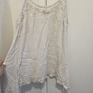 Mossimo Supply Co. Cream Lace-Trim Camisole